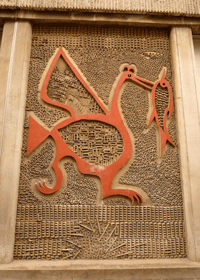 le bas relief de Denis Morog