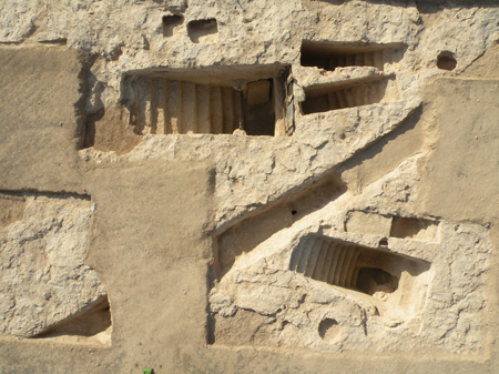 Vue aérienne de la fouille dans la nécropole de Kition-Pervolia en 2014 (©A. Rabot)